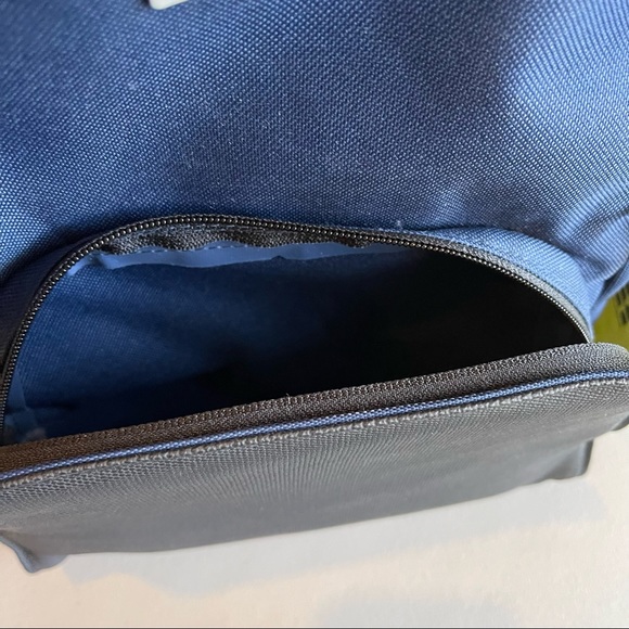 NWT Moleskine Nomad Navy/Black Backpack Medium - Picture 11 of 14